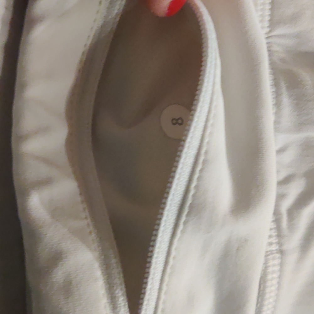Lululemon skirt - Picture 4 of 4